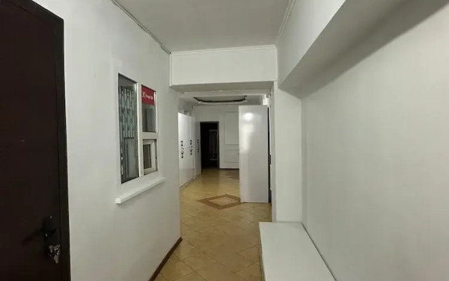 Rooms Tolebi.