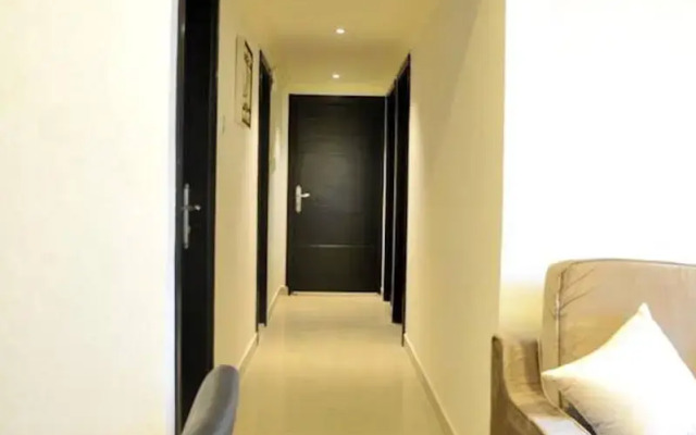 Reef Hotel Apartments 1