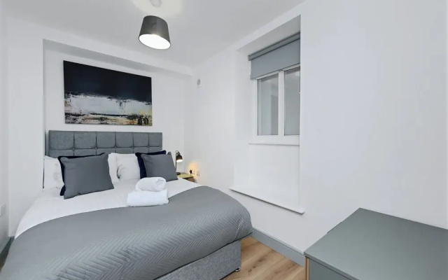 Dale Apartments