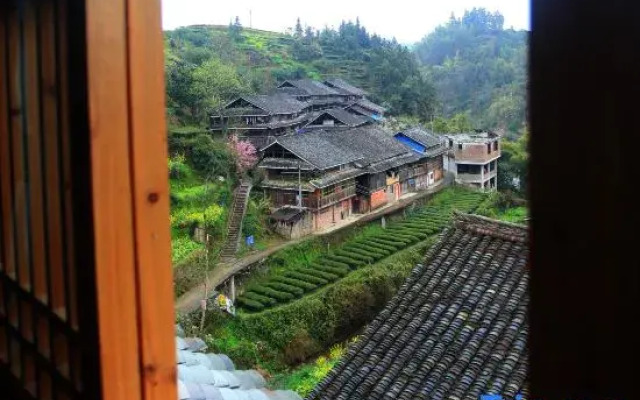 Sanjiang Waterfront Inn