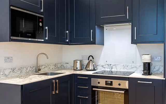 Modern Bayswater Flat