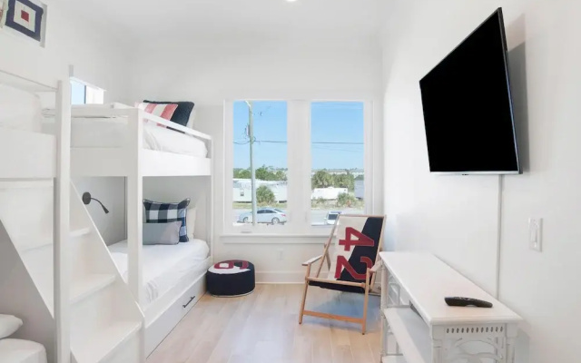 Viviana #8 by Southern Vacation Rentals