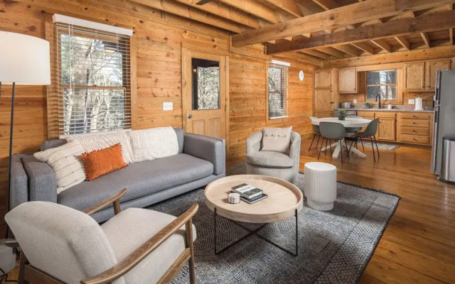 Red Feather Cabins 250