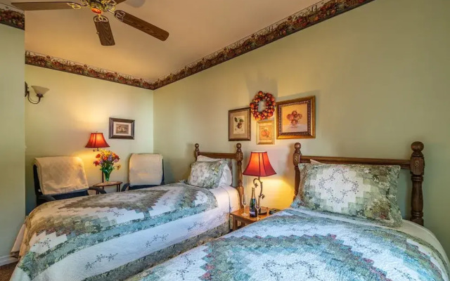 Apples Bed & Breakfast
