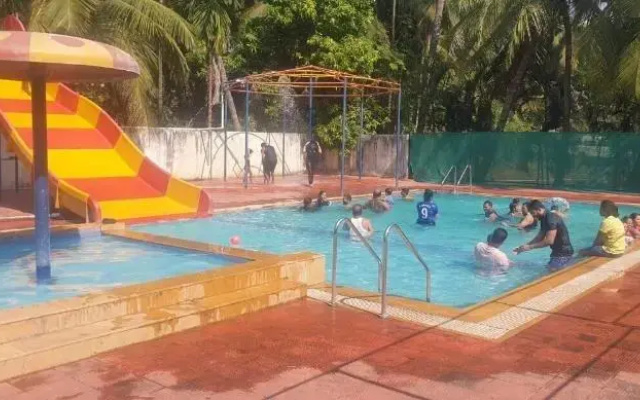 Raj Resort