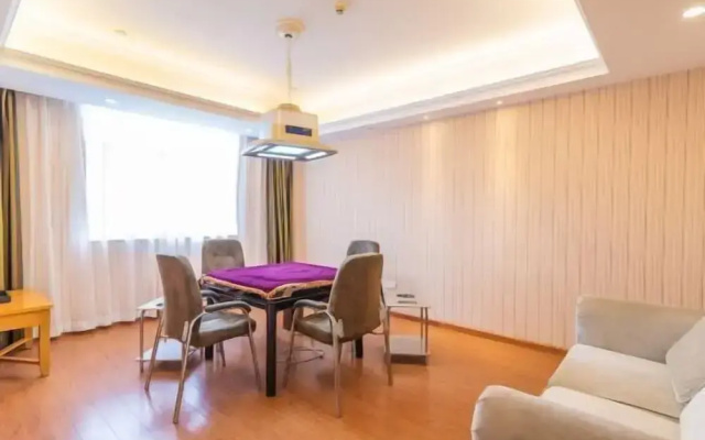 Vienna Hotel (Jingzhou Jianli Jiangcheng)