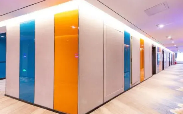 Dishang Boutique Hotel (Shanghai Lingang Baolong Plaza Branch)