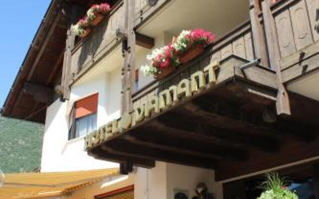 Отель Genusshotel Diamant Натурно вид на фасад