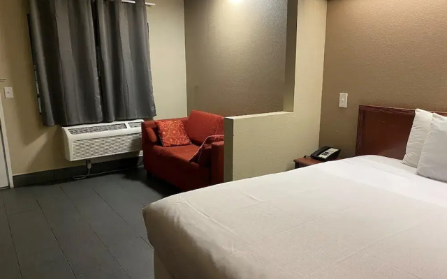Budget Inn and Suites
