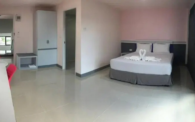Sakura Budget Hotel