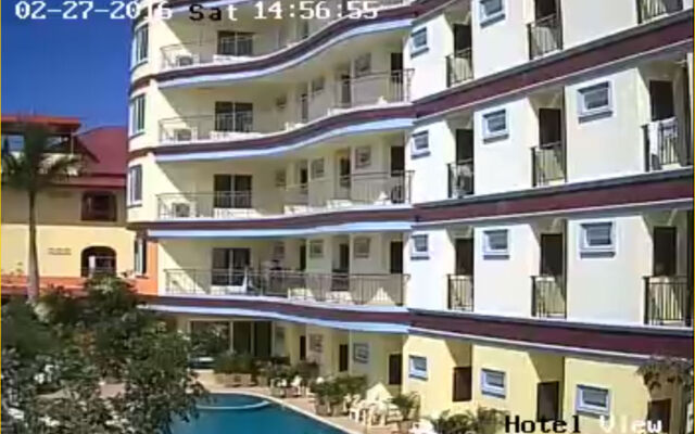 Отель Smile Residence вид на фасад
