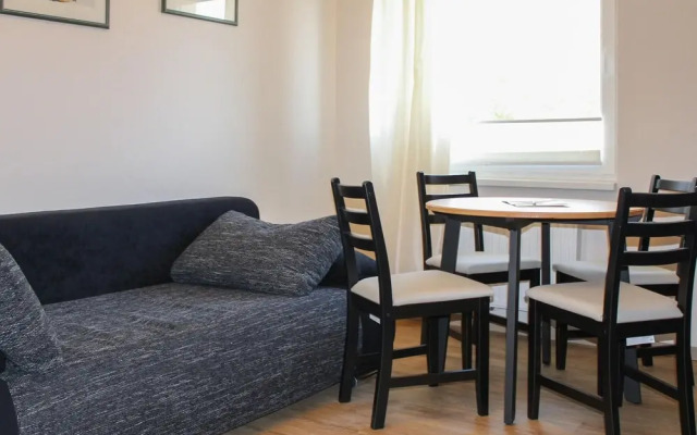 Nice Apartment in Lembruch With 1 Bedrooms and Wifi