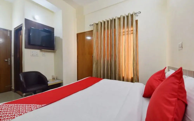 Oyo 28322 Hotel Paradise