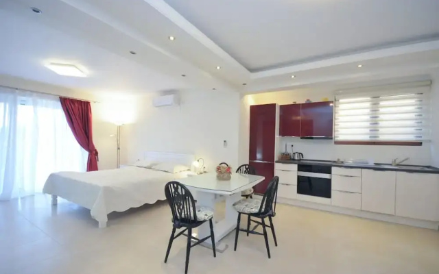 St. George Apartments and Villa with pool