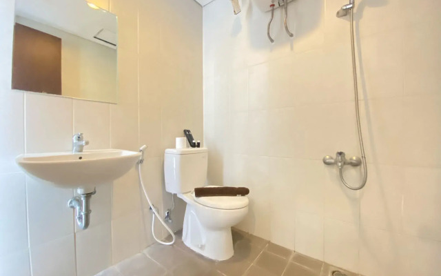 "Deluxe Studio Room At Skyland Jatinangor"