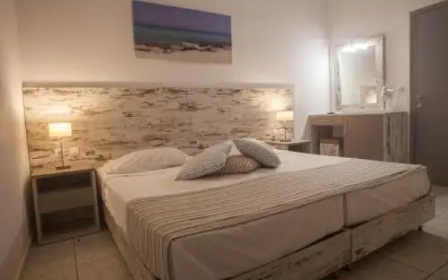 Evina Room And Villas
