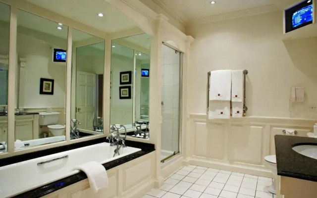 Rowton Hall Hotel and Spa
