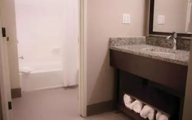 Best Western Plus Kalispell/Glacier Park West Hotel & Suites