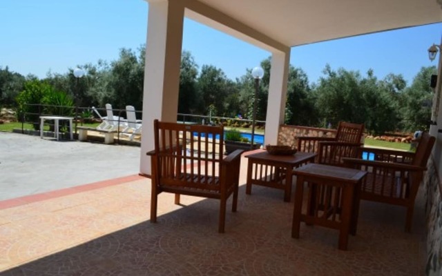 Отель Villa With 2 Bedrooms in Floridia, With Private Pool, Enclosed Garden and Wifi - 12 km From the Beach Флорида
