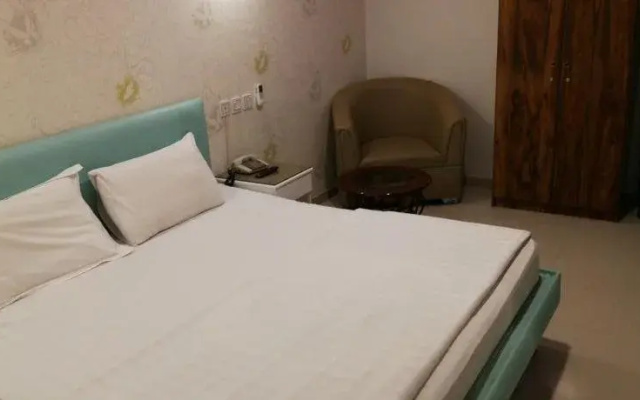 Al Amal Hotel