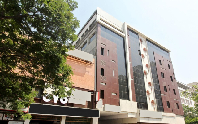Hotel O Vasundhara Guest House Tankbund