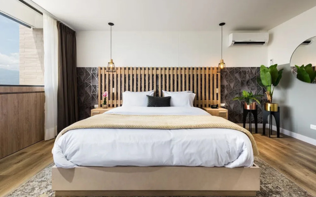 Go Living and Suites by Jalo