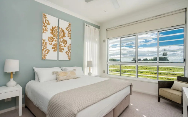 Bluewater House