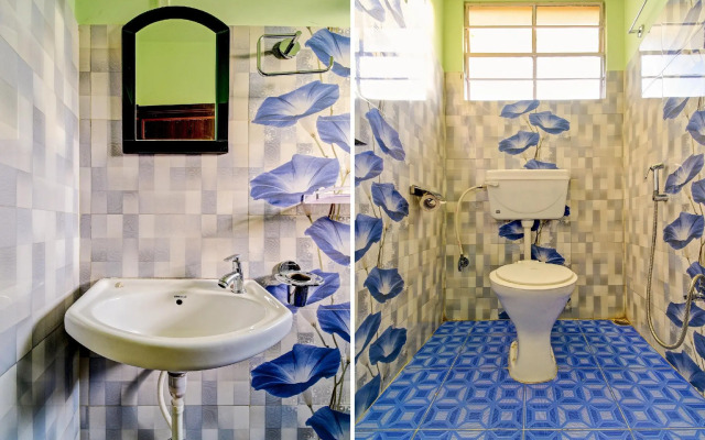 OYO 78477 Meera Holiday Villa