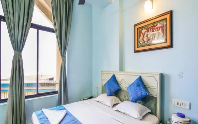 Hotel Niladri Premium