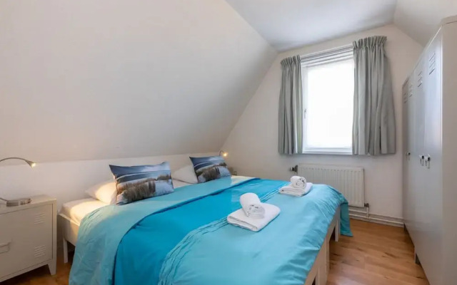 Holiday Home With sun Terrace Facing South-pet-friendly
