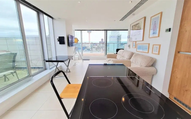 2 Bedroom Penthouse with Parking