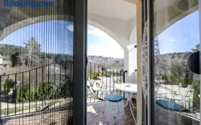 Apartments Sunčani Breg Vrdnik