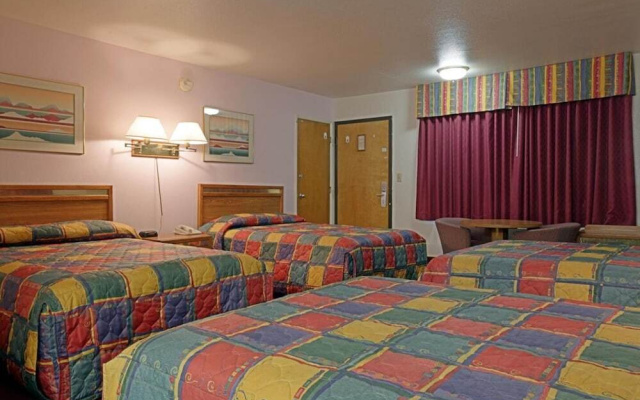 Travelodge Pico Rivera