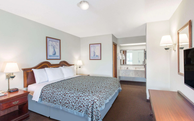 Days Inn by Wyndham West Point