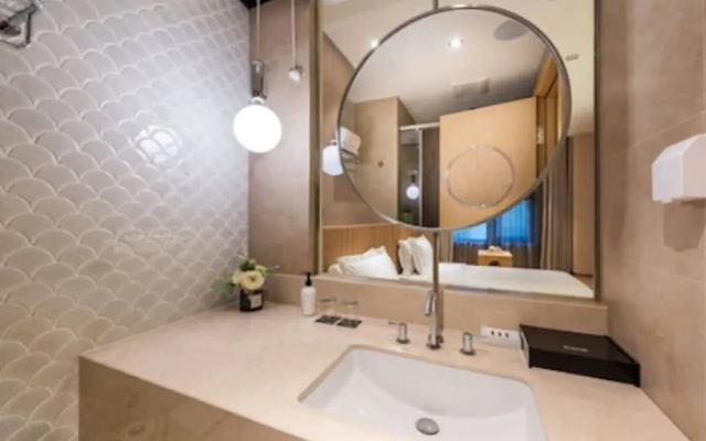 Crystal Orange Hotel  Wangfujing Street