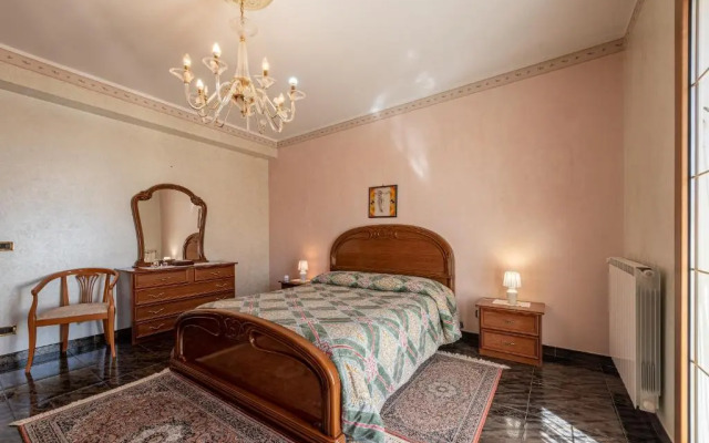 Halaesa Apartment
