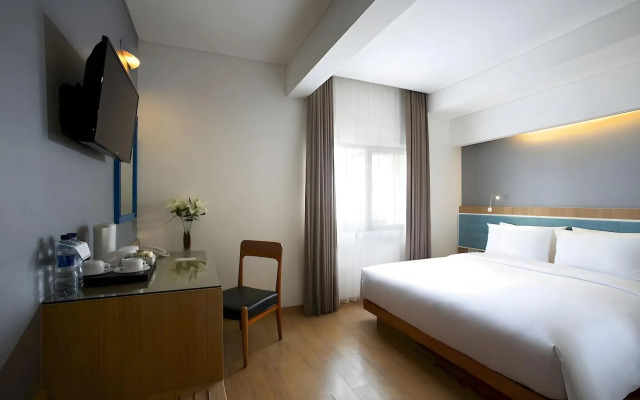 Hotel Santika Kelapa Gading