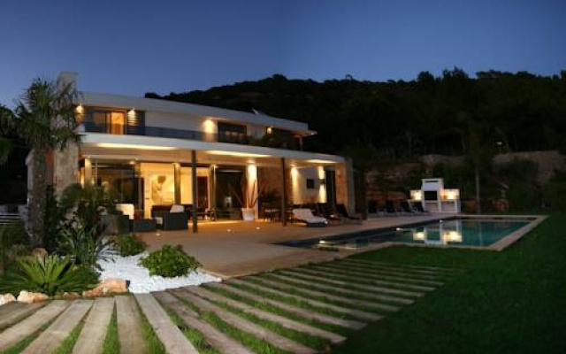 Villa Esteban