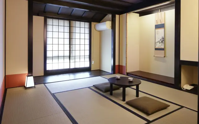 Гостевой дом Kyomachiya Ryokan Sakura Urushitei