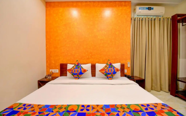 FabHotel Prime Grand Palace