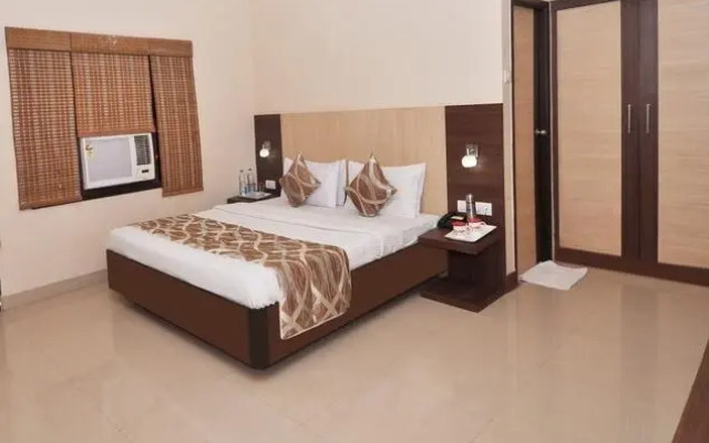 Sivamurugan Hotels