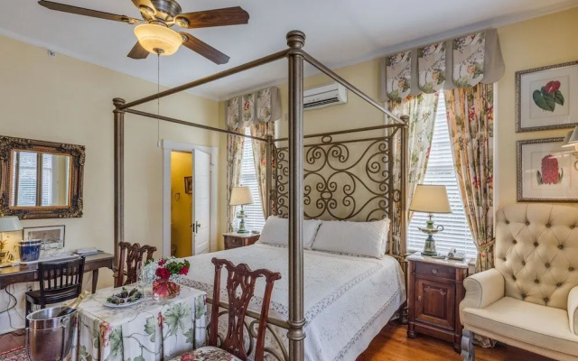 Riverdale Inn