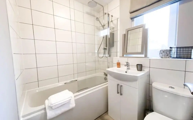 Modern Luxury 2bed Scottish Home