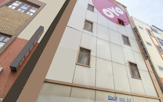 OYO 9682 Hotel Plaza Heights
