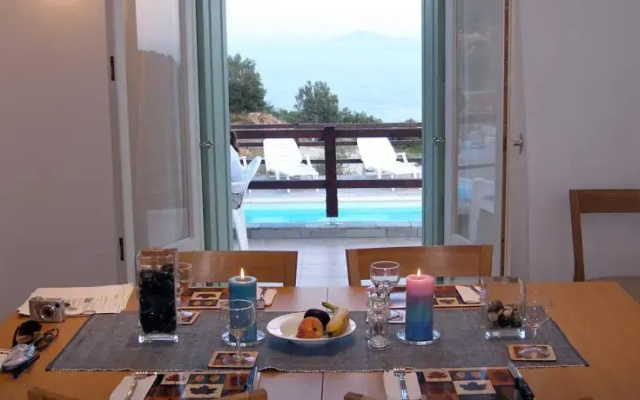 Alonissos Villas