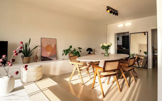 Maas Suites - The River House