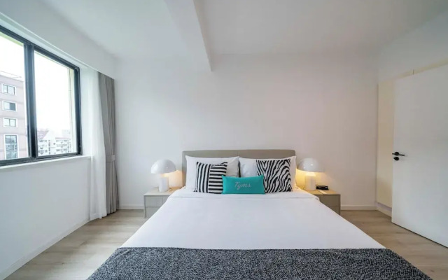 Tyms  2BR APT Hongqiao Paris Classic