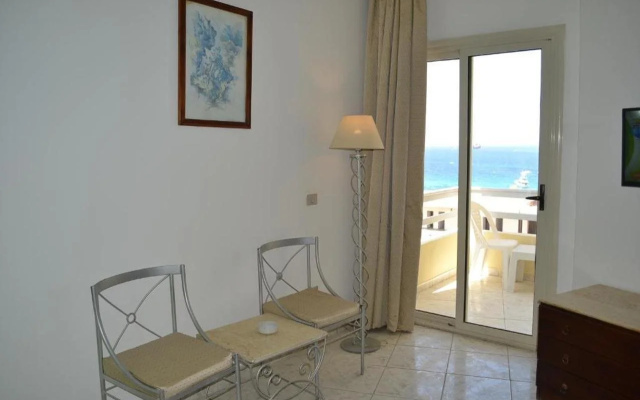 Dexon – Roma Hotel