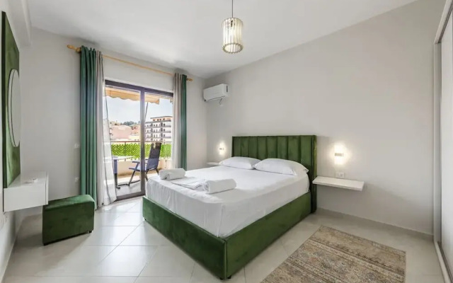 Elegant Stay in the City Center