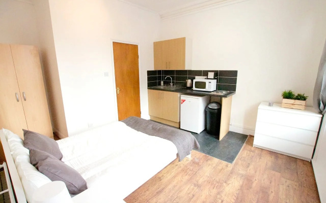 Avonmore Hotel
